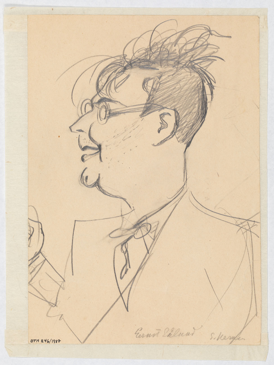 En bröstbild av en man i profil till vänster. Han har spretigt hår och små runda glasögon. På bildens baksida finns en kvinnofigur ritad med röd krita och ett kvinnoansikte i blyerts.
