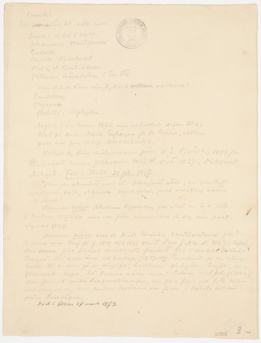 Kvinna med blus med stora puffärmar och nedhasade axlar. Håret är delat i benor med skrivlockar på sidorna. 
