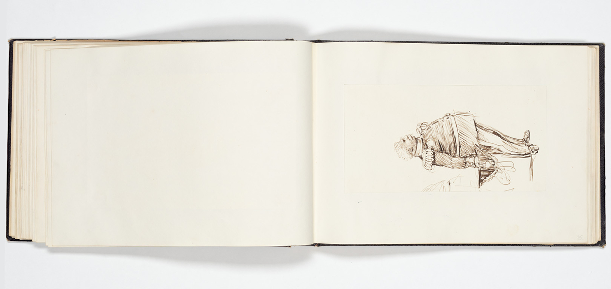 En uniformerad man som ramlat på alla fyra och över honom faller en svartklädd kvinna. Tre kvinnor i aftonklänningar sitter bakom på en bänk och ser förskräckta på det som händer.
