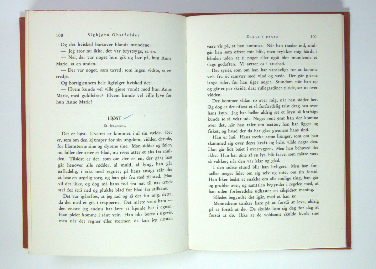 Bøker frå boksamlinga til Olav H. Hauge