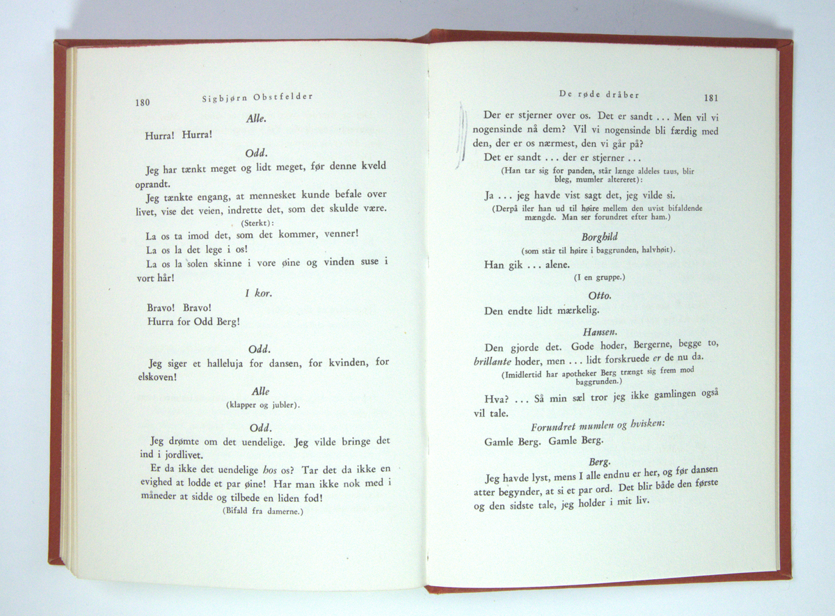 Bøker frå boksamlinga til Olav H. Hauge