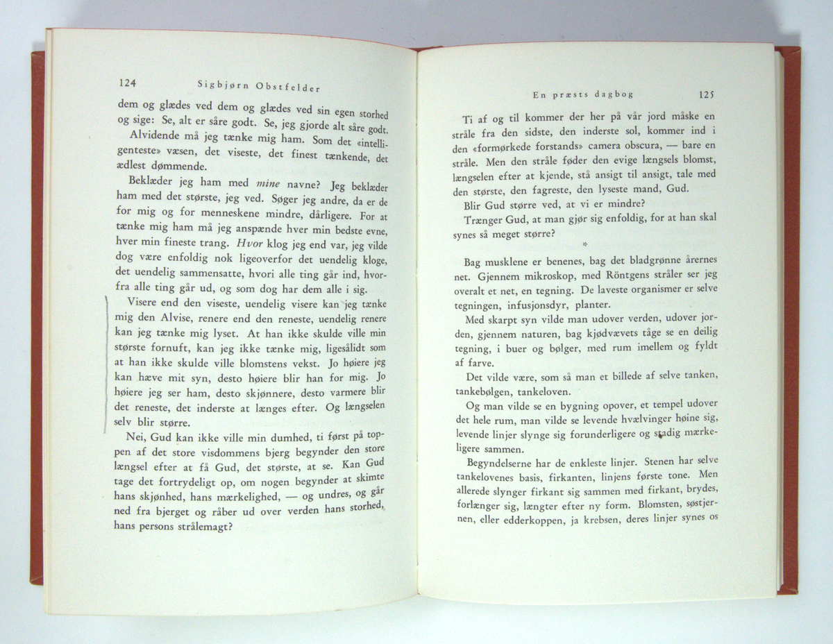 Bøker frå boksamlinga til Olav H. Hauge