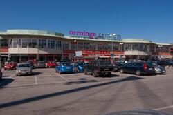 Orminge Centrum, Saltsjö-Boo:s centrum, fotograferat år 2011