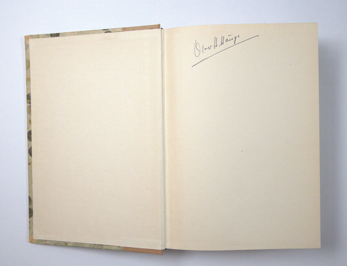 Bøker frå boksamlinga til Olav H. Hauge