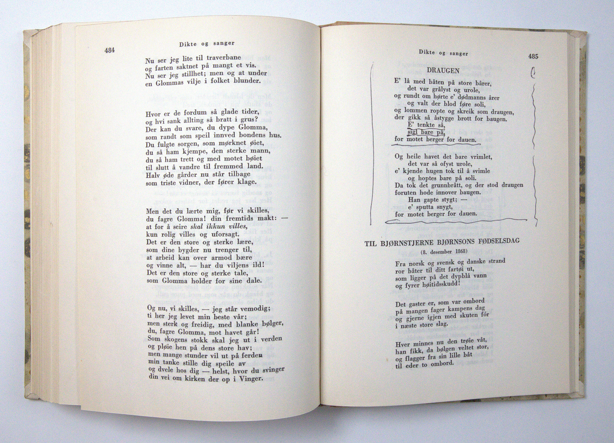 Bøker frå boksamlinga til Olav H. Hauge