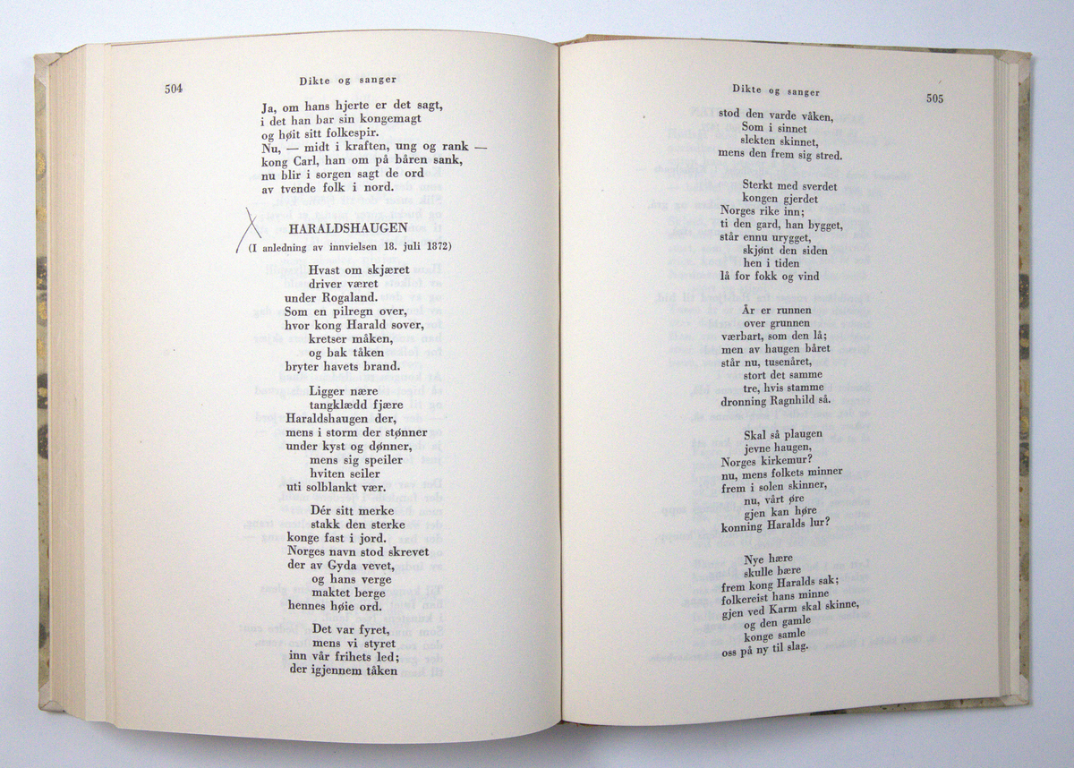 Bøker frå boksamlinga til Olav H. Hauge