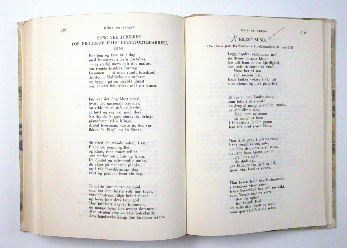 Bøker frå boksamlinga til Olav H. Hauge