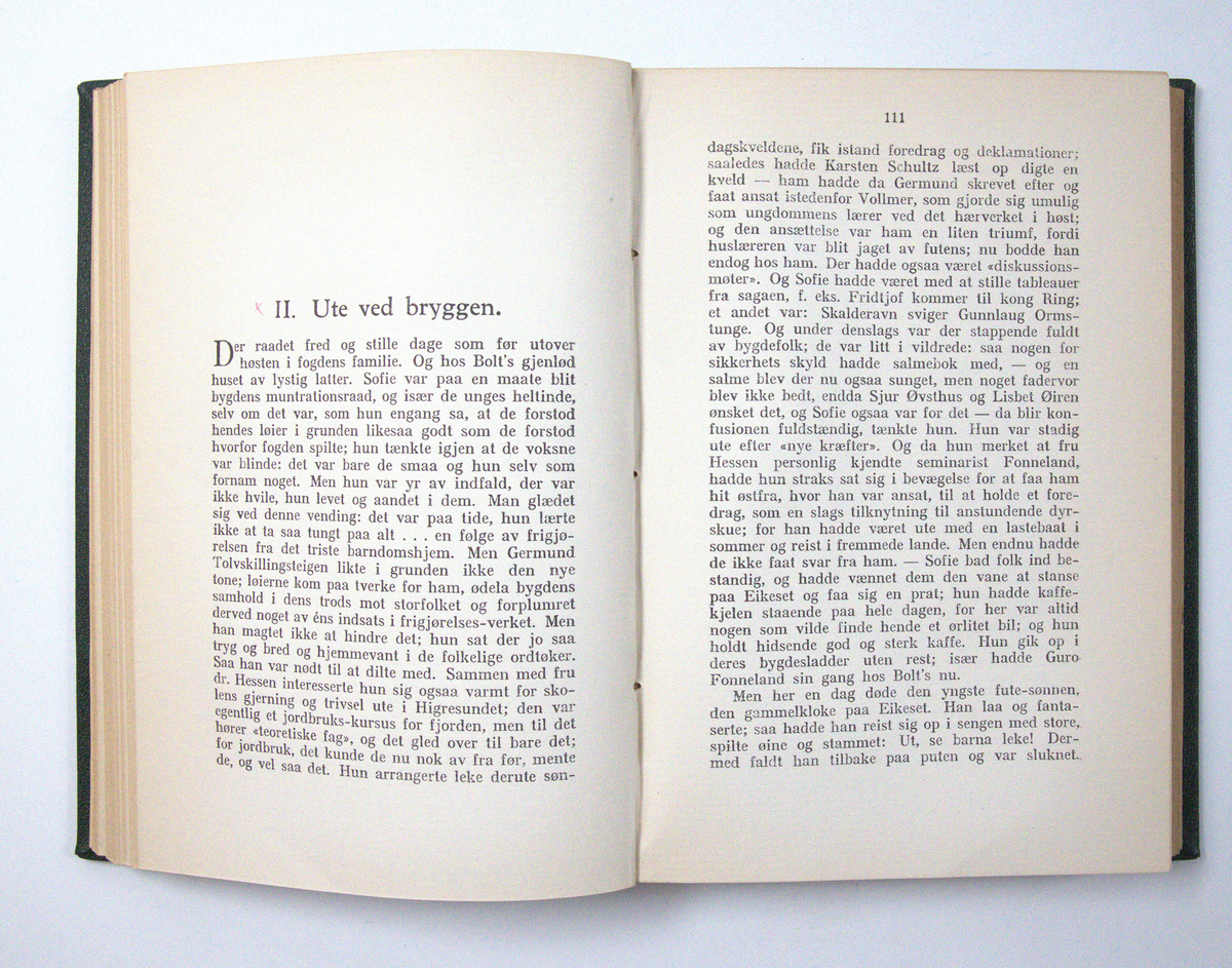 Bøker frå boksamlinga til Olav H. Hauge