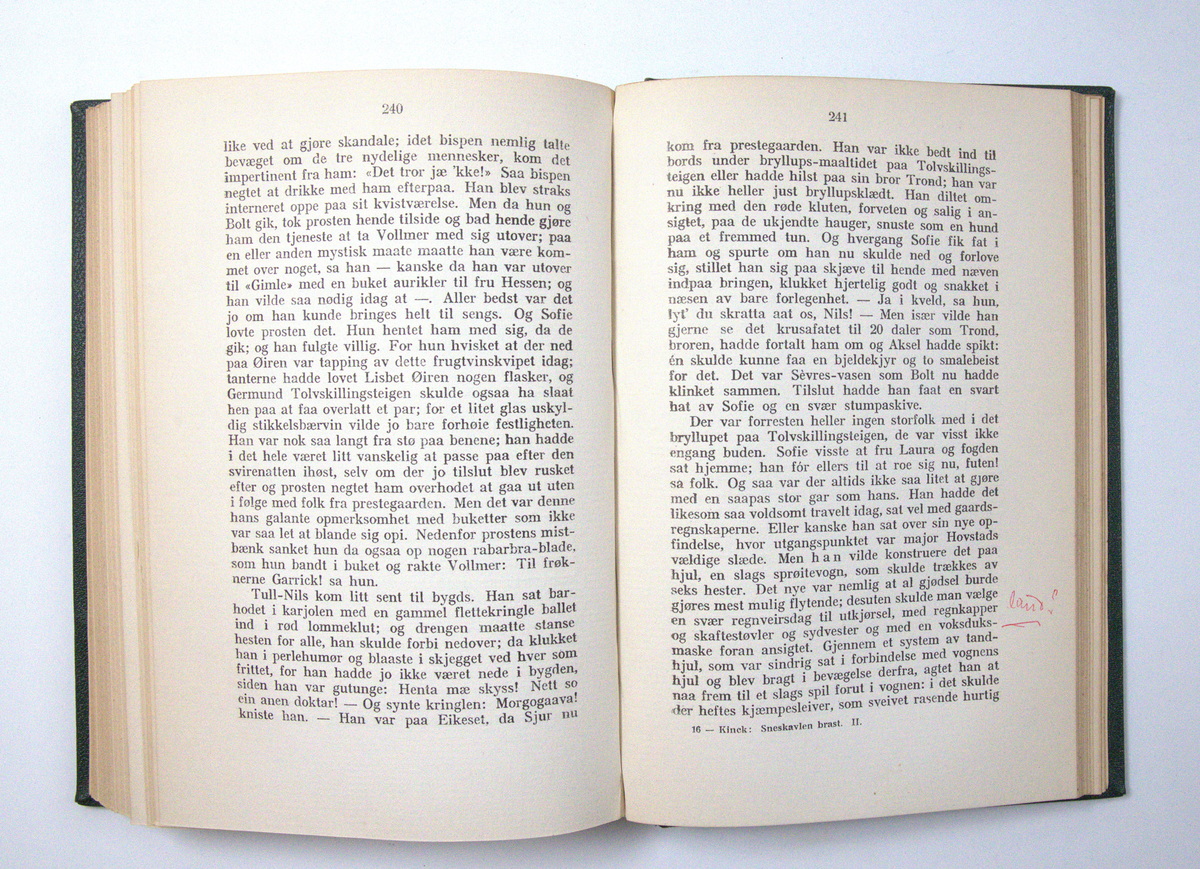 Bøker frå boksamlinga til Olav H. Hauge