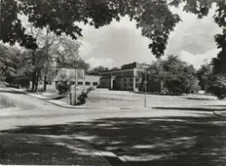 Den norske Ambassade i Stockholm fra sørvest [Fotografi]