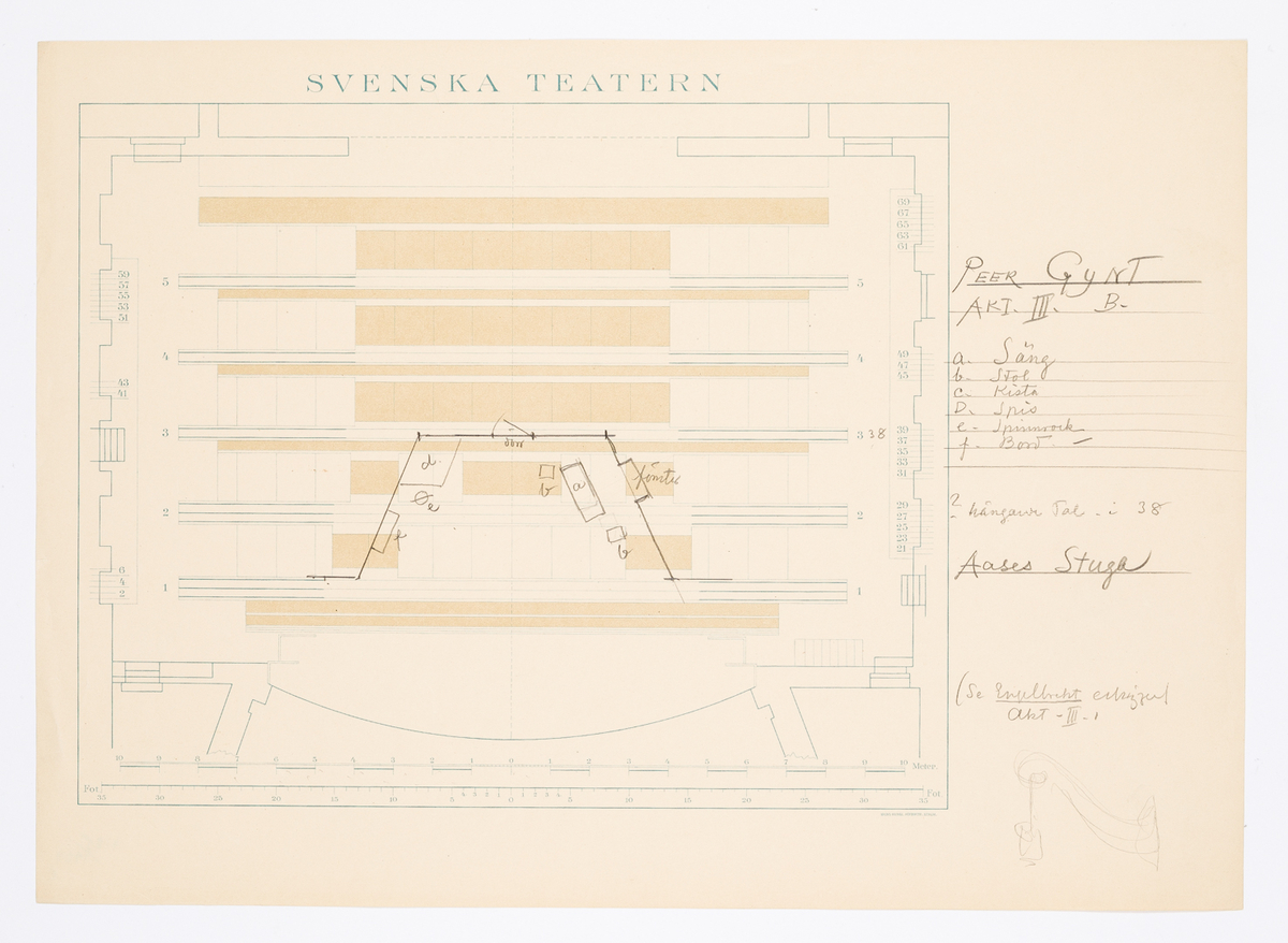 Tryckt scenplan av Svenska Teaterns scen med inritad dekorationsuppställning samt anvisningar.
