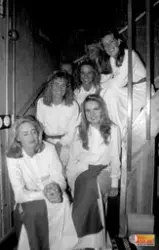 Söderhamns Lucia och tärnor 1990 hos Olle Maritz.
Mari Roos 