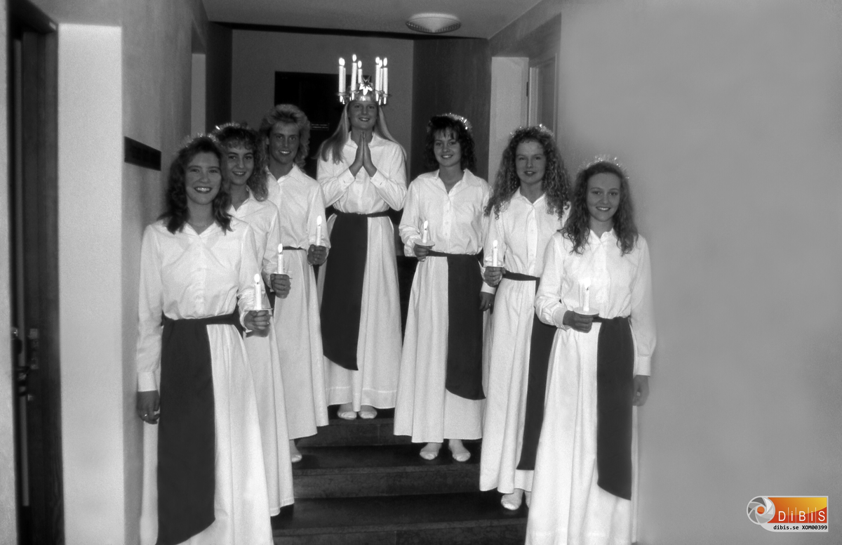 Söderhamns Lucia med tärnor, Lucian heter Pernilla Rosvall.