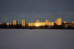 Bostadsområdet Ekudden med Järla sjö och Kyrkviken framför, 