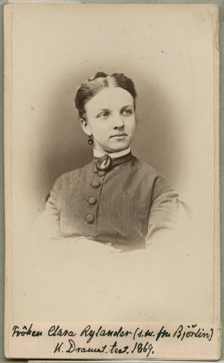 Clara Rylander, skådespelare vid Kungliga Dramatiska teatern 1869