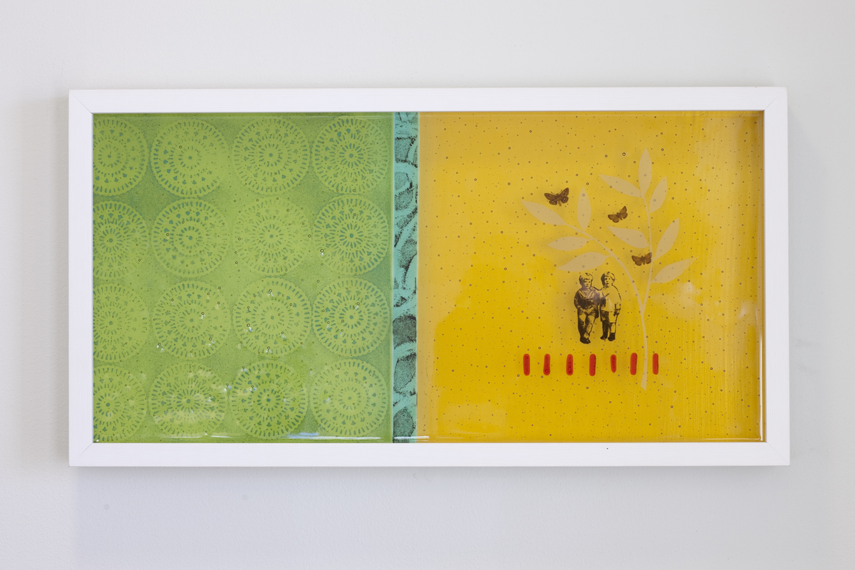 Glassbilder montert i rammer