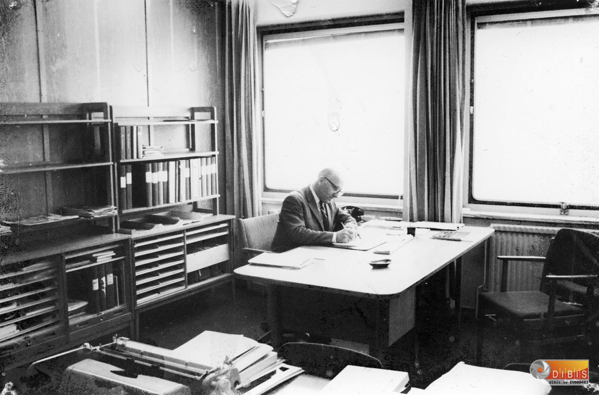 Kontoret.
Holger Pettersson