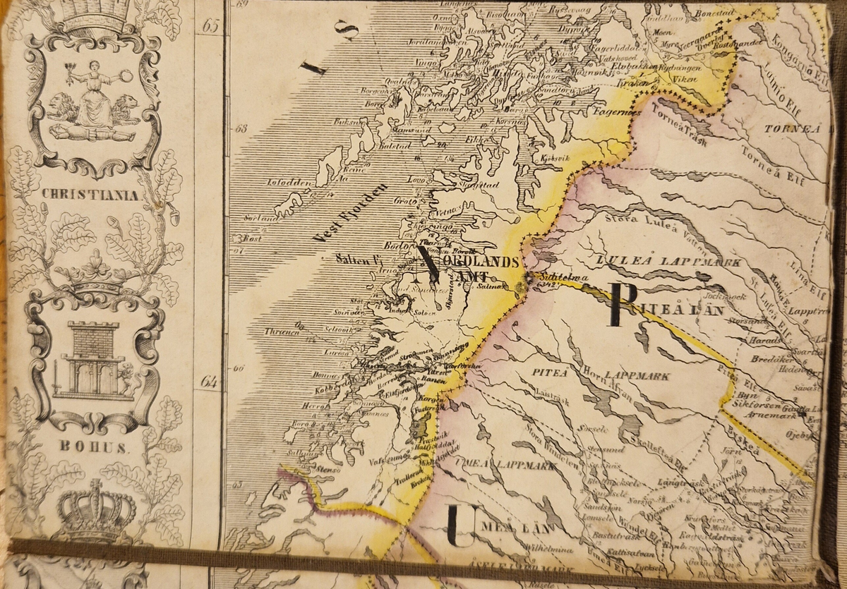 Karta öfver landsvägarne uti Sverige och Norrige samt en del af Danmark. Sammandragen och graverad af C. F. Ström 1855. J. L. Brudins Bokhandel Stockholm. 2:dra öfversedda och betydligt tillökta upplagan. Tryckt hos C. F. Ström. Gåva av fru Alma Moberg 1908. Bokn. 115.