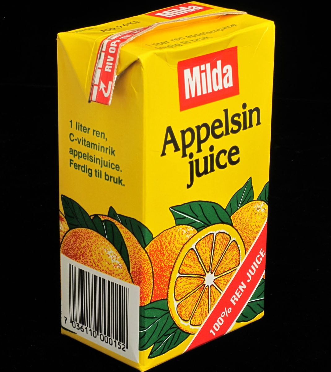 Appelsin, overskåret og hel, appelsinblader