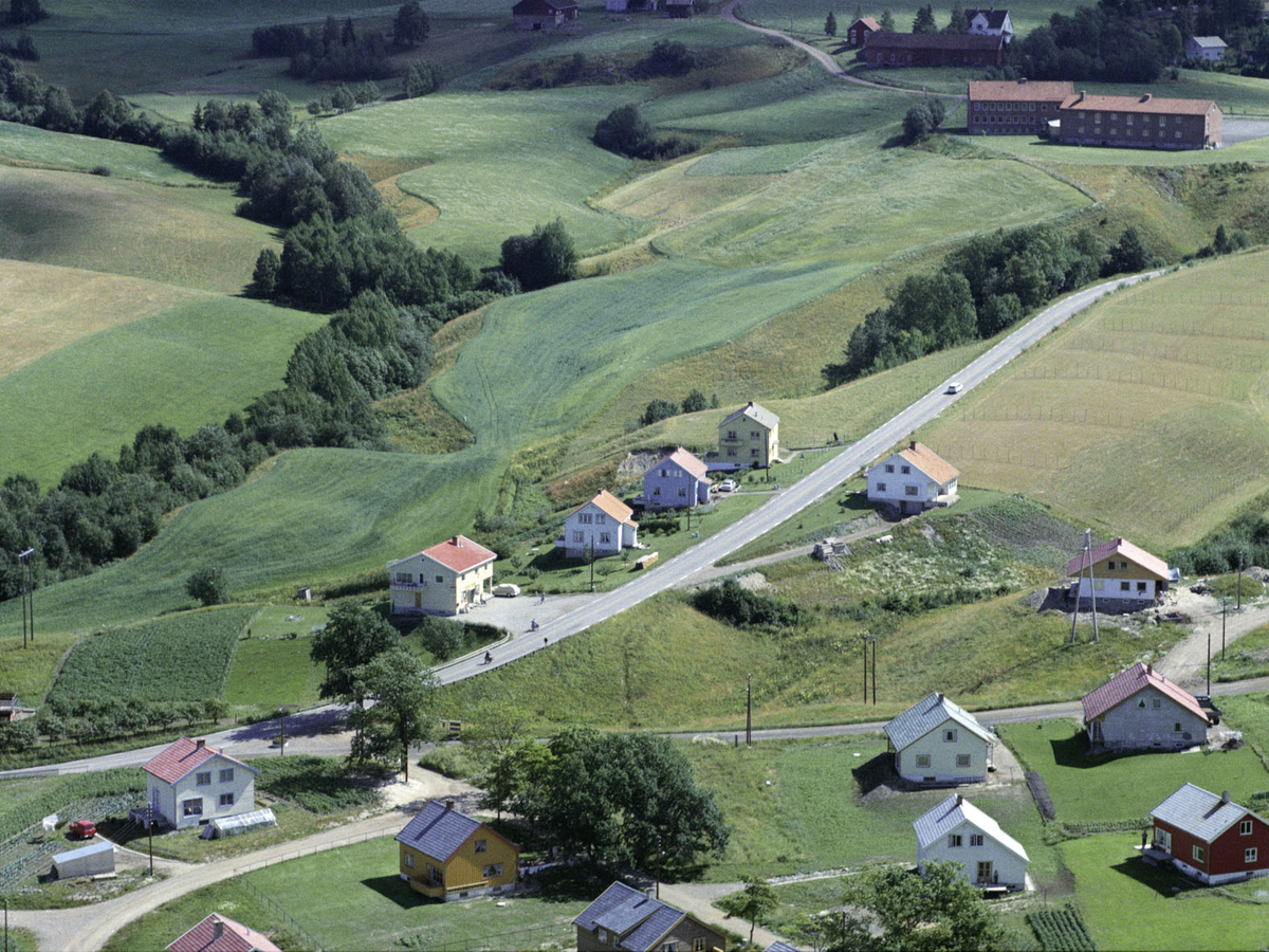 ÅKRENE TETTSTED