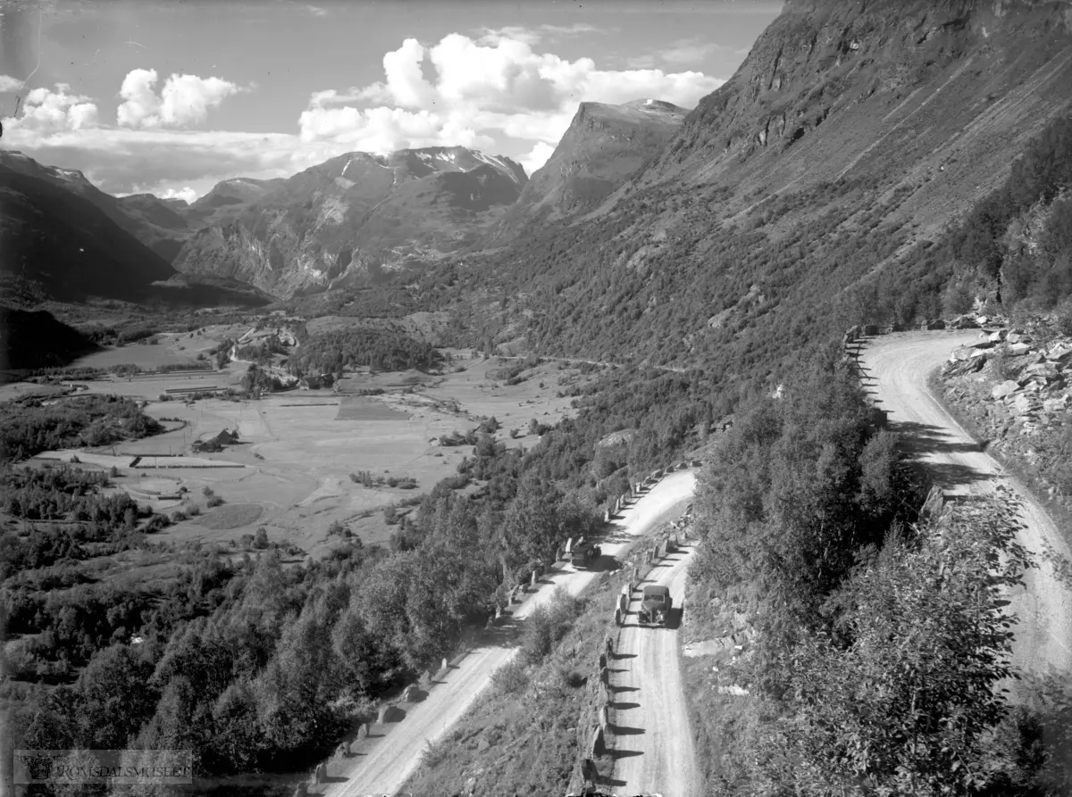 Ju?svingene Geiranger.