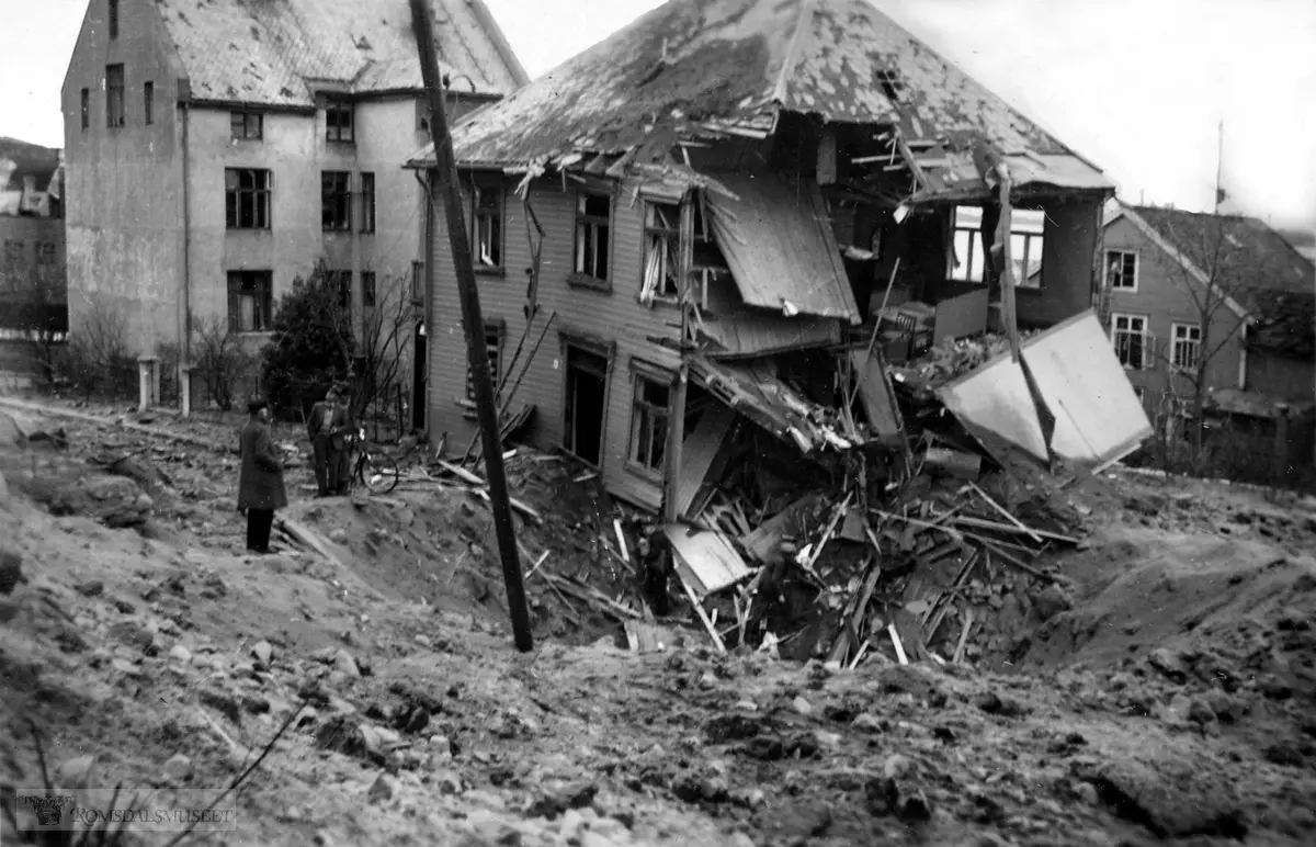 Holm sitt hus i Byfogd Motzfeldts gate bombet.