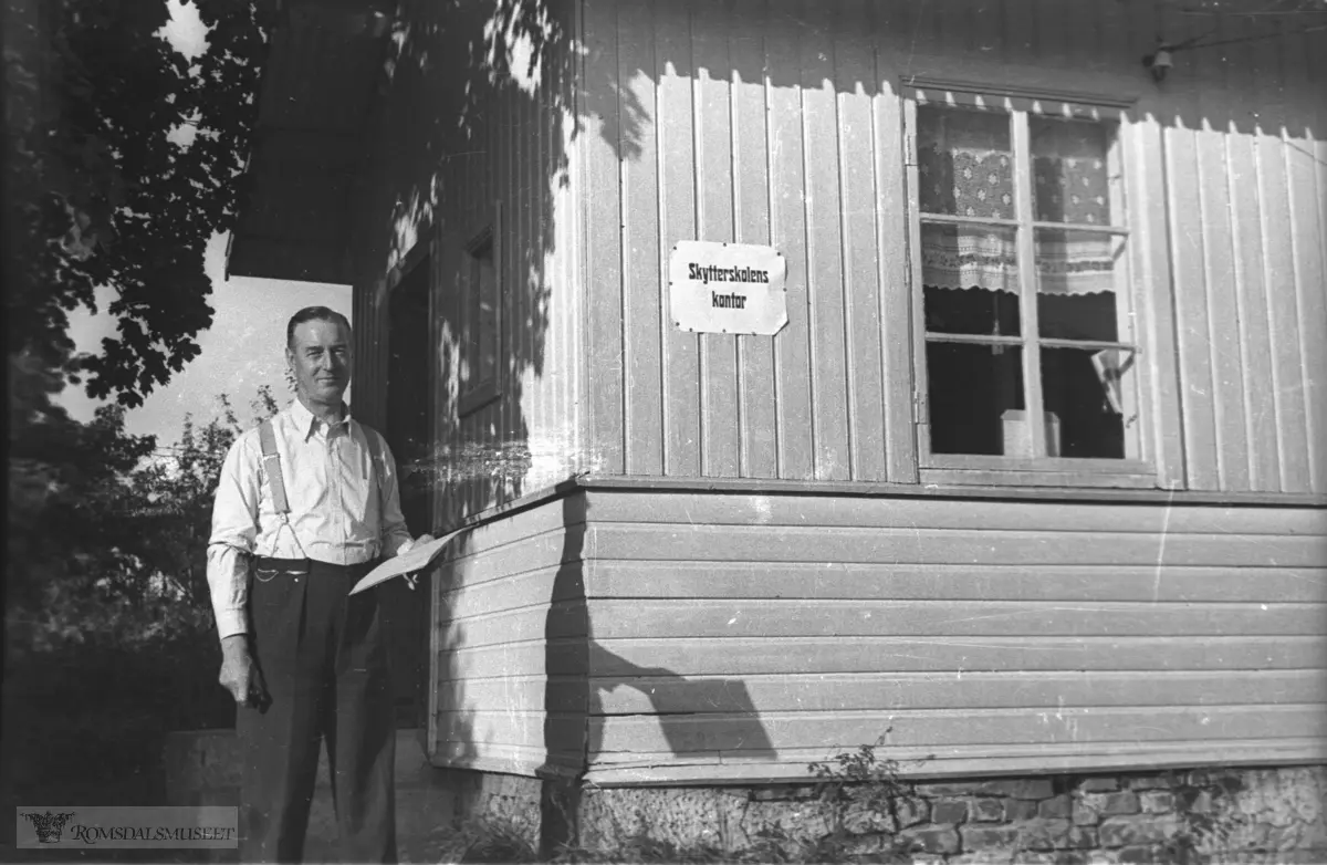 Kvalskytterskolen Tenvik ved Tønsberg.."Skytterskolens kontor".