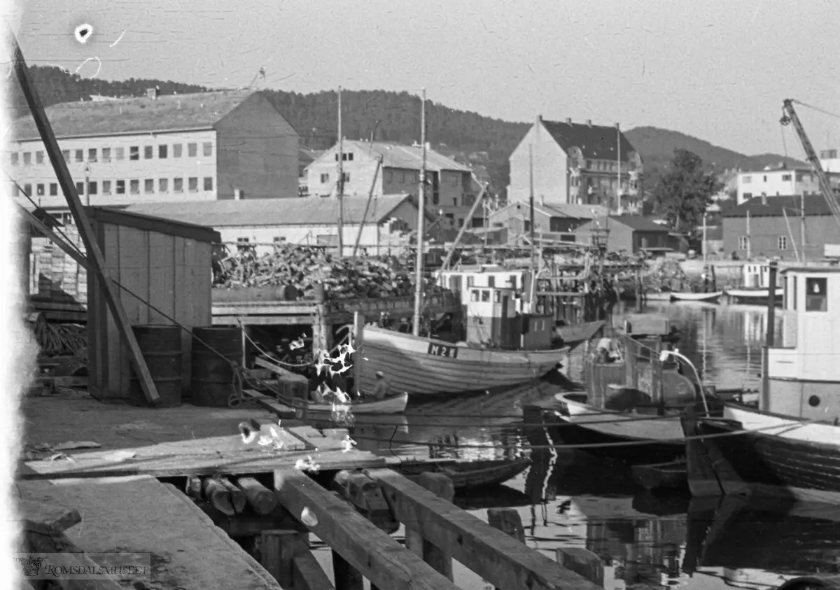 "Fredag 15 mai kl 18 1947".