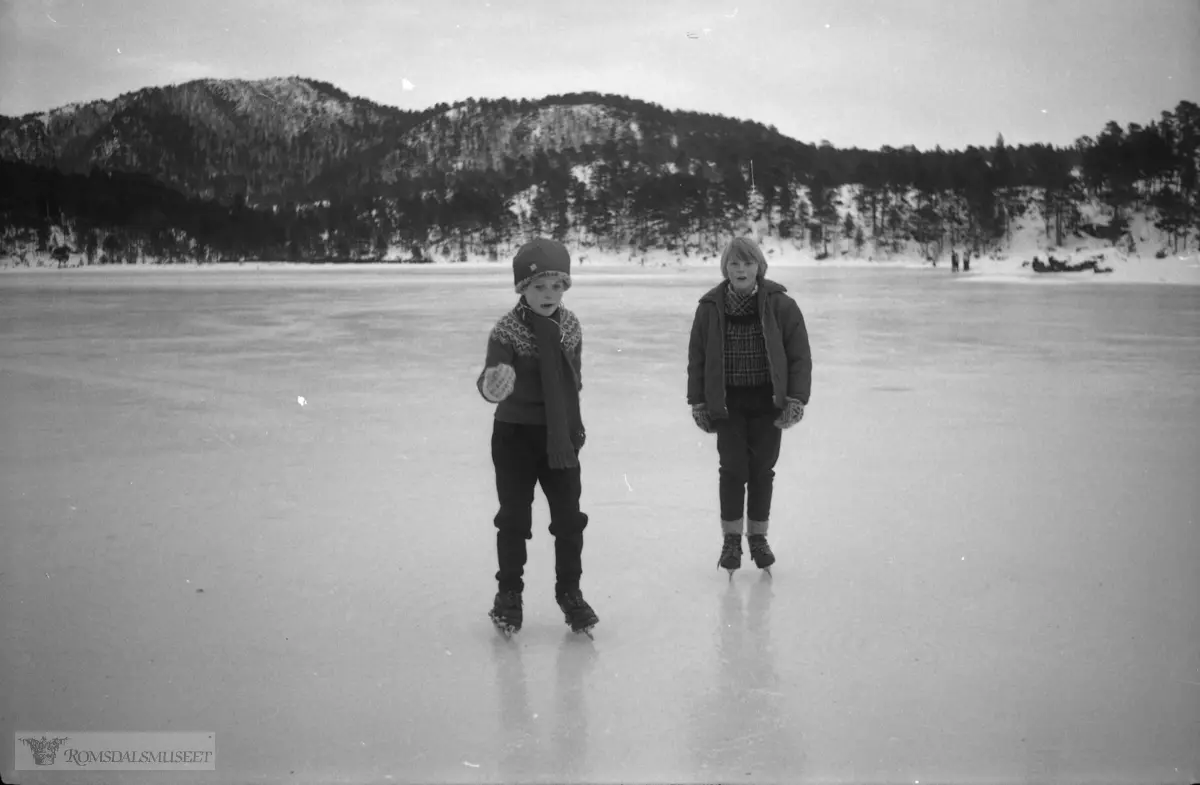 "november-desember 1963. mykje Pål".