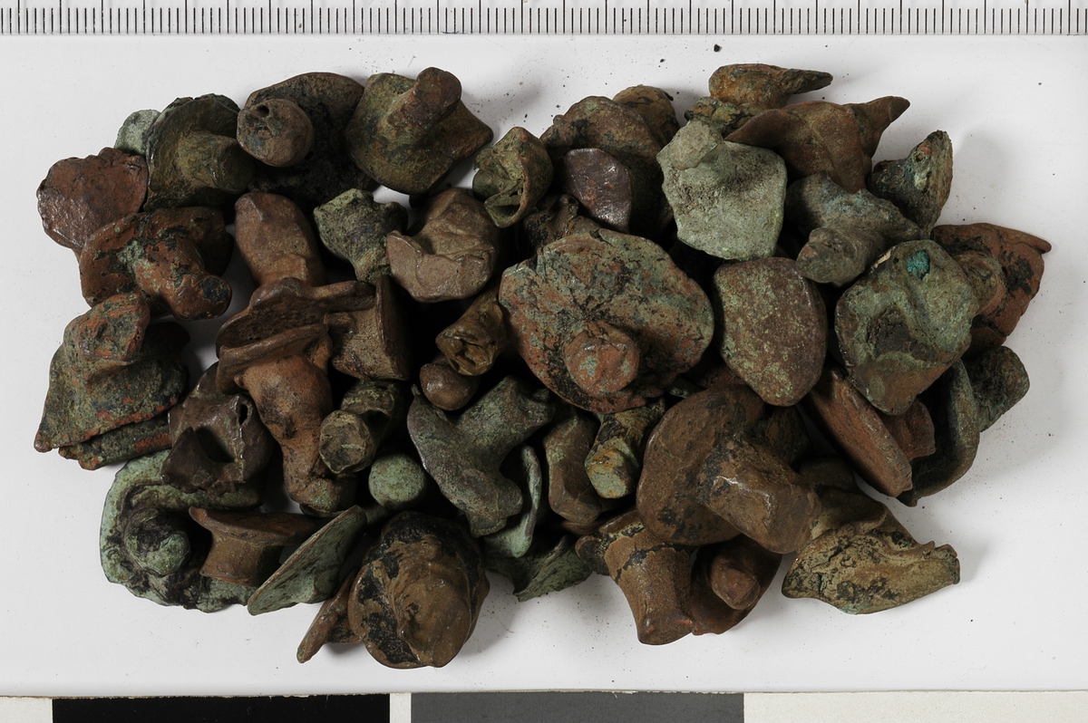 MALV: 15*15 MM, 11*11 MM, VEKT: 6, 10 G, 13, 09 G, 5, 1 G. 
