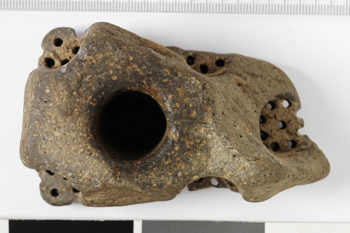 MALV: ST. M. 96, 6  H. 51, 9 MMTIL FOTOGRAFERING JUNI 1985. 