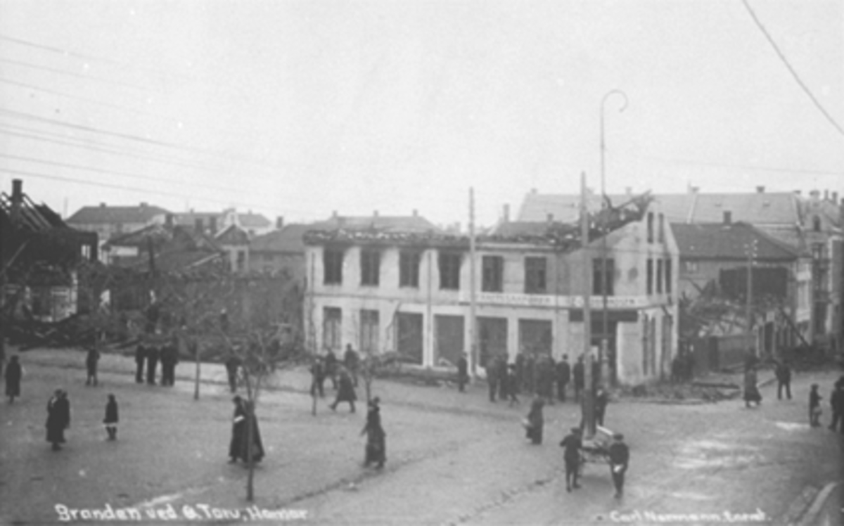 Løberg, Oscar (1868 - 1939)