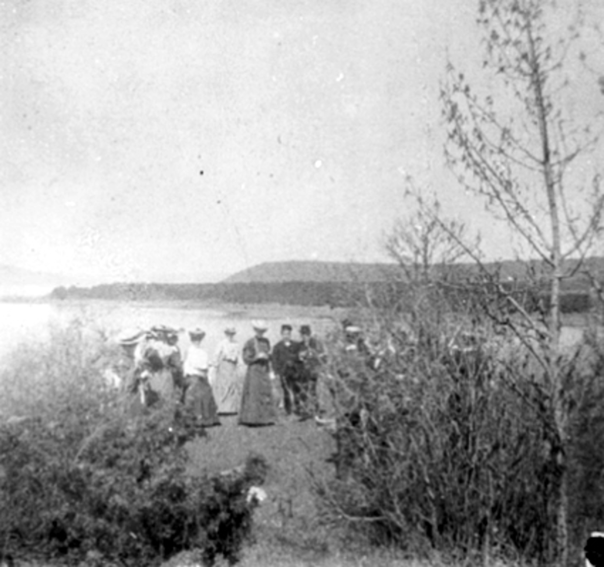 STOR GRUPPE RUSS HAR RUSSEFEST PÅ GEITERYGGEN, HEDMARKSMUSEET OG DOMKIRKEODDEN
