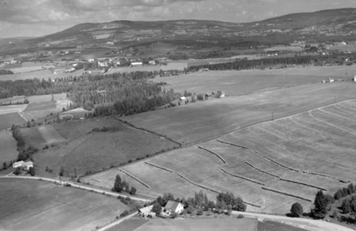 Flyfoto av Frøyset, Furnes, Ringsaker.