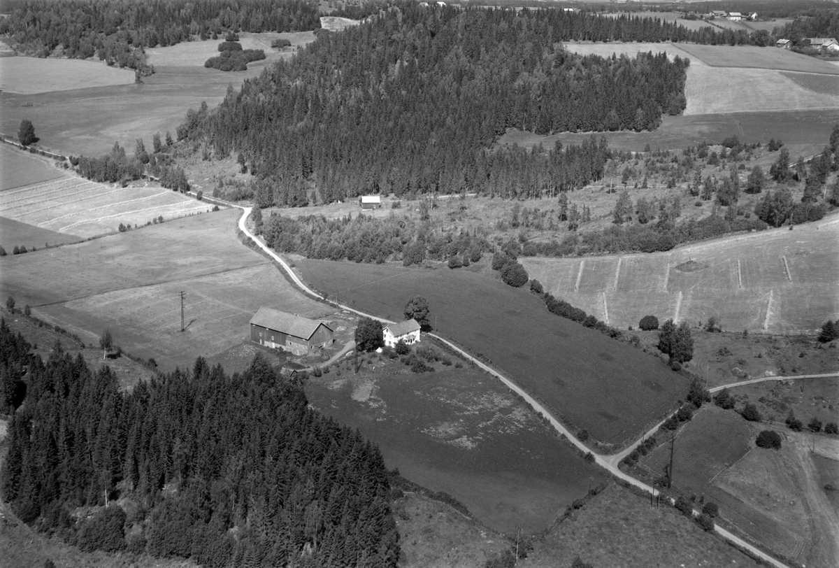 Flyfoto av Lillemælum, Gaupen, Ringsaker.