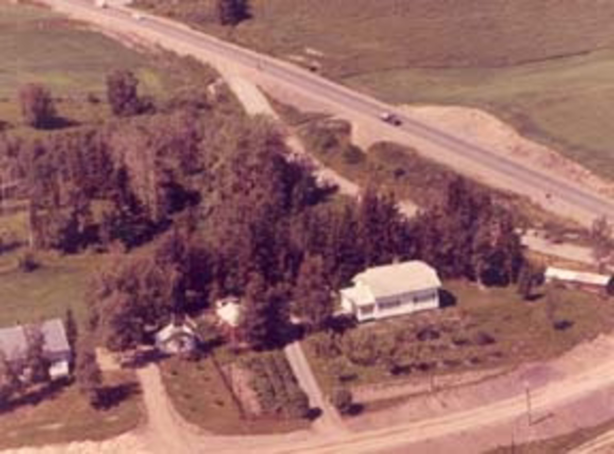 Flyfoto av Solgar, Furnes, Ringsaker.