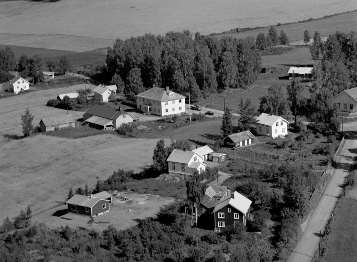 Flyfoto, boliger, Lundsdalen, Gaupen, Ringsaker.