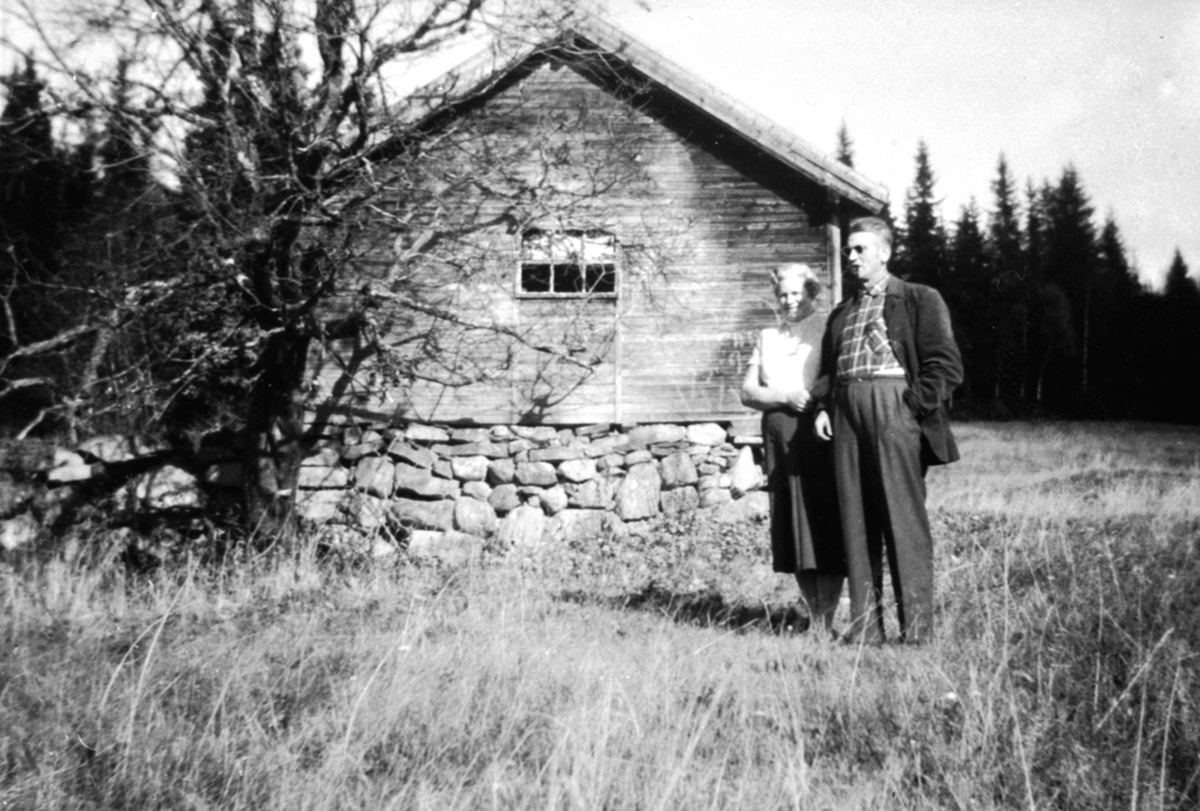 Karen Sørum, Magnus Sørum, Danseråsen, Veldre, Ringsaker.