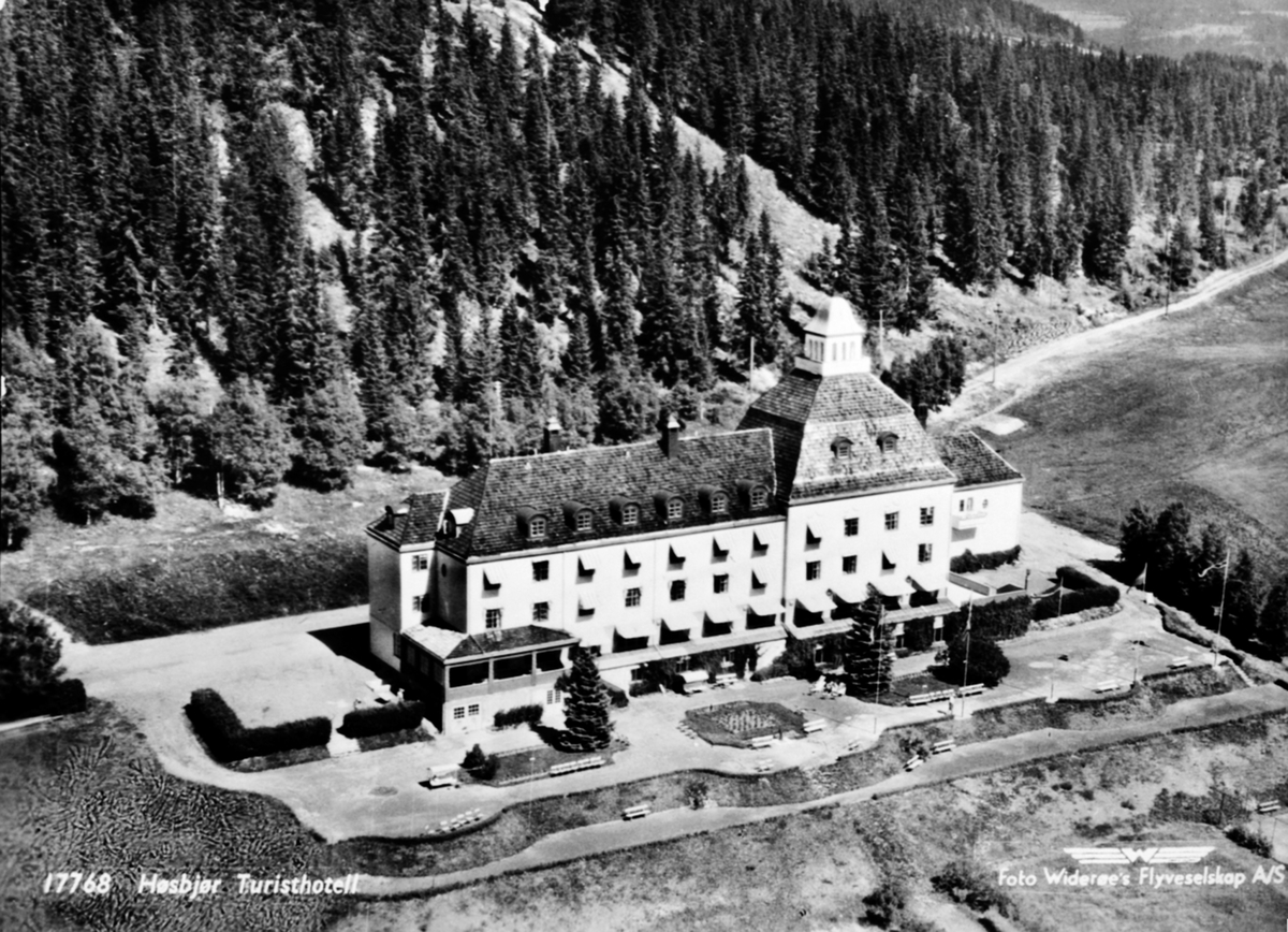 Flyfoto, eksteriør, Høsbjør turisthotell, Furnes.