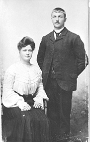 GRUPPE: 2, SØSKEN, KAREN GRANLI FØDT:1884, EMIL GRANLI FØDT: 1881, GRANLI AV SKRÅSTAD