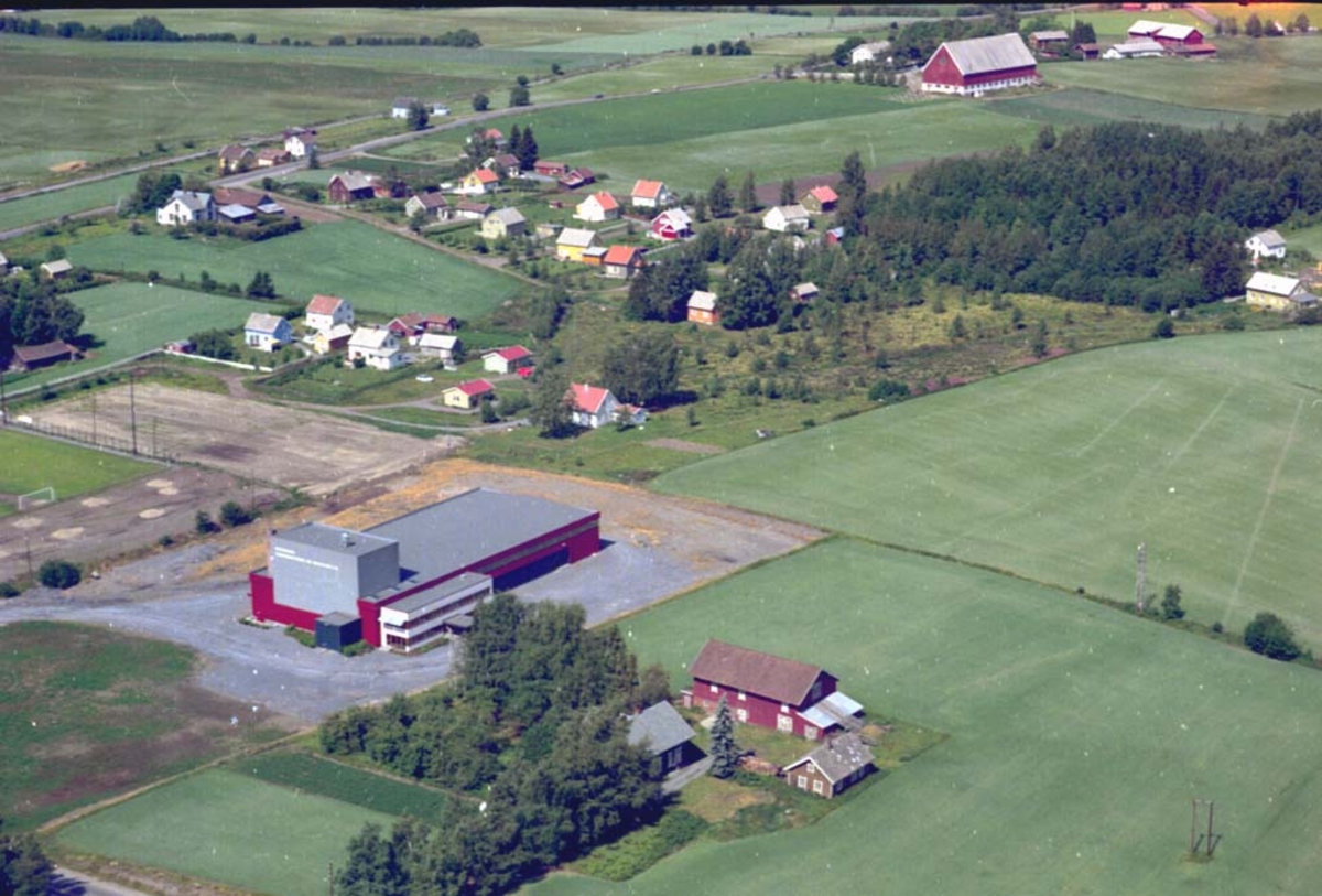 FLYFOTO HEDMARK FRØFORSYNING OG BRENNERI, LAGER