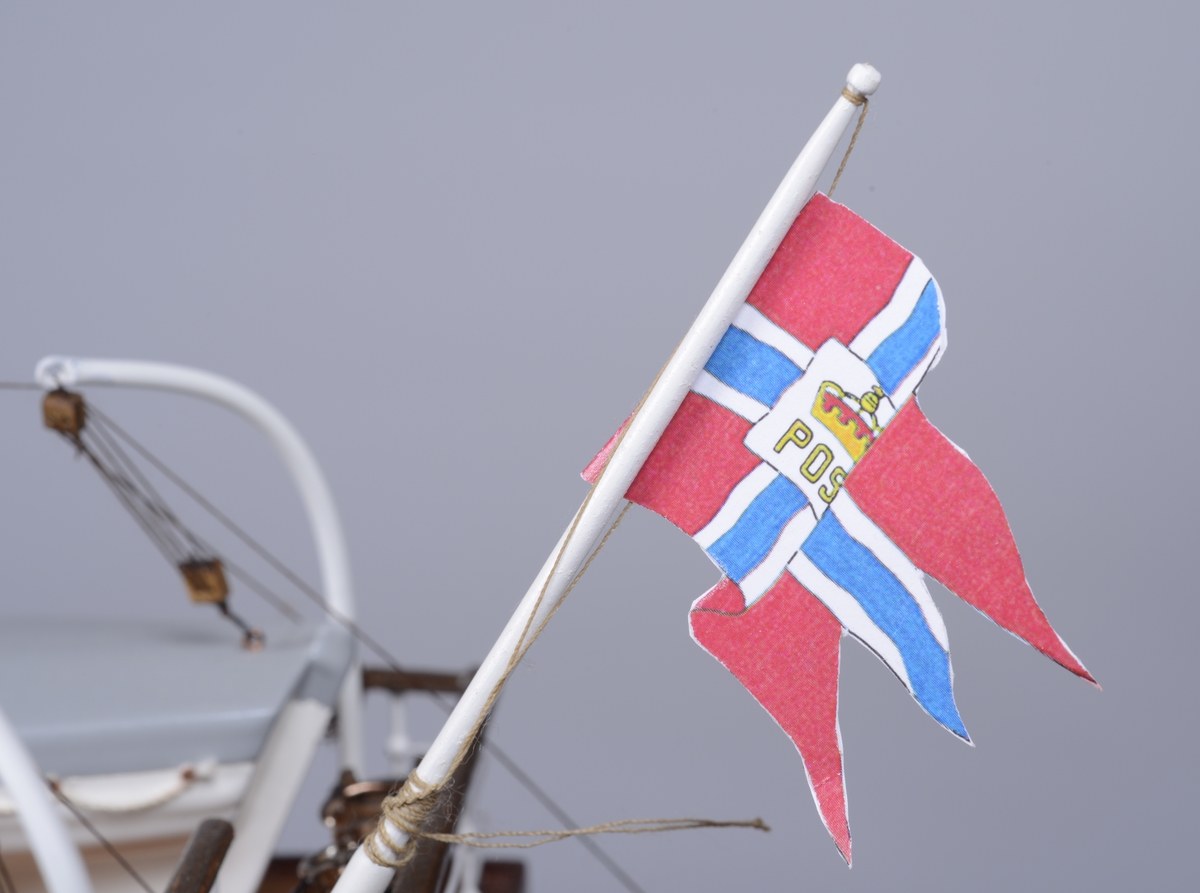 Modell av båten D/S Orkla som var eid og drevet av Chr. Salvesen & Chr. Thams mellom 1908-1949.