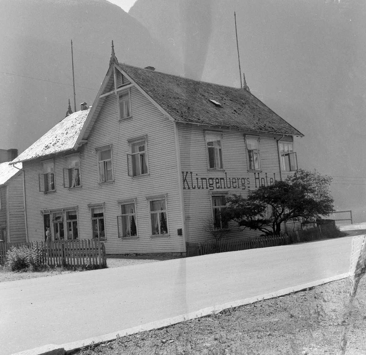 KLINGENBERGS HOTEL, ÅRDALSTANGEN?