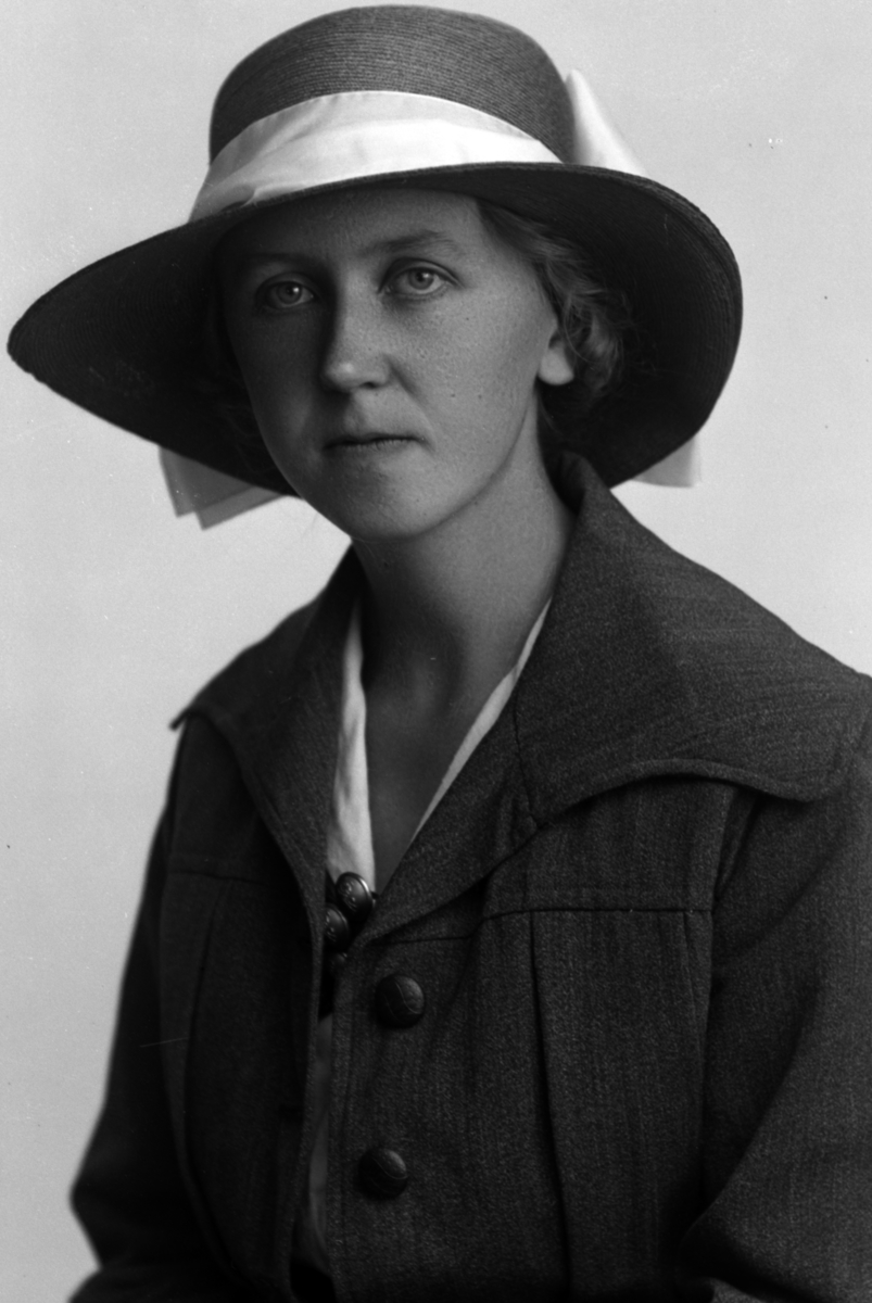 MÆHLUM HJØRDIS, HALVFIG M/HATT,  22827