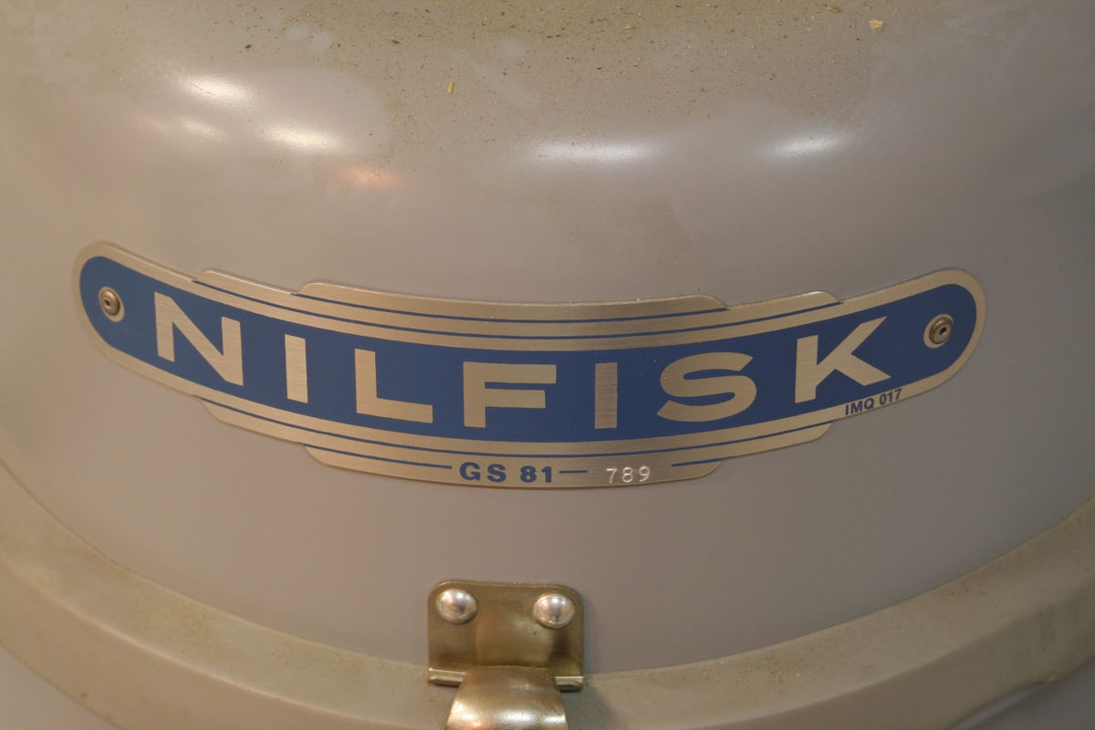 Støvsuger av merket Nilfisk.