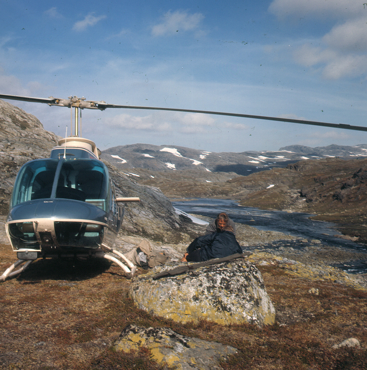 Helikopter ved Øvre Nybuvann