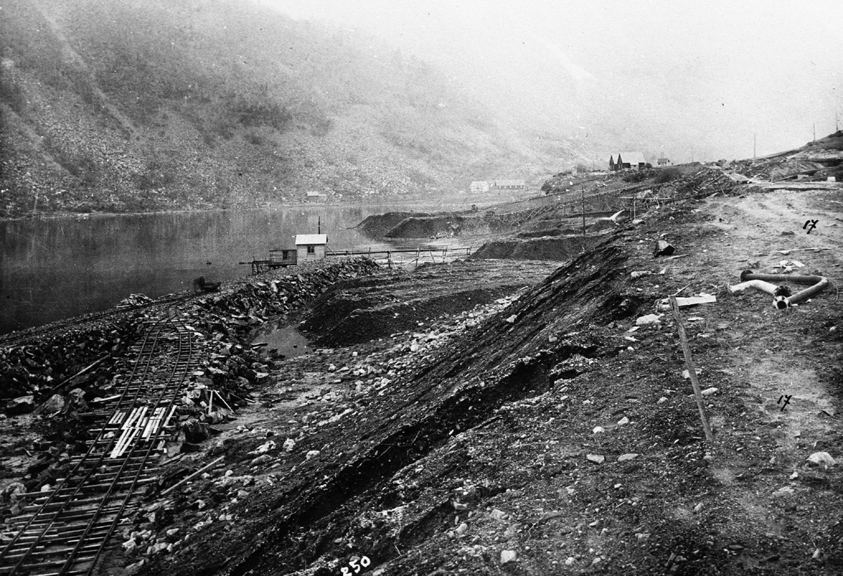 Industriutbygging på Eitrheimsneset i 1927.
