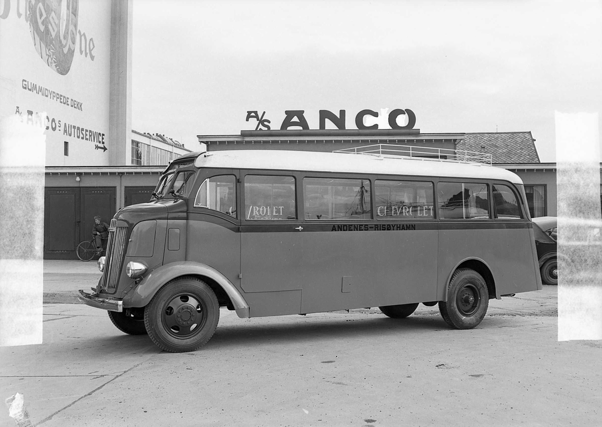Buss fra A/S Anco. Ruten Andenes - Risøyhamn