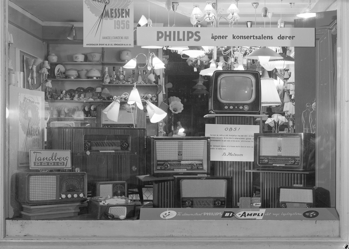 Radiomessen 1956 - vindusutstilling hos B. Melsom