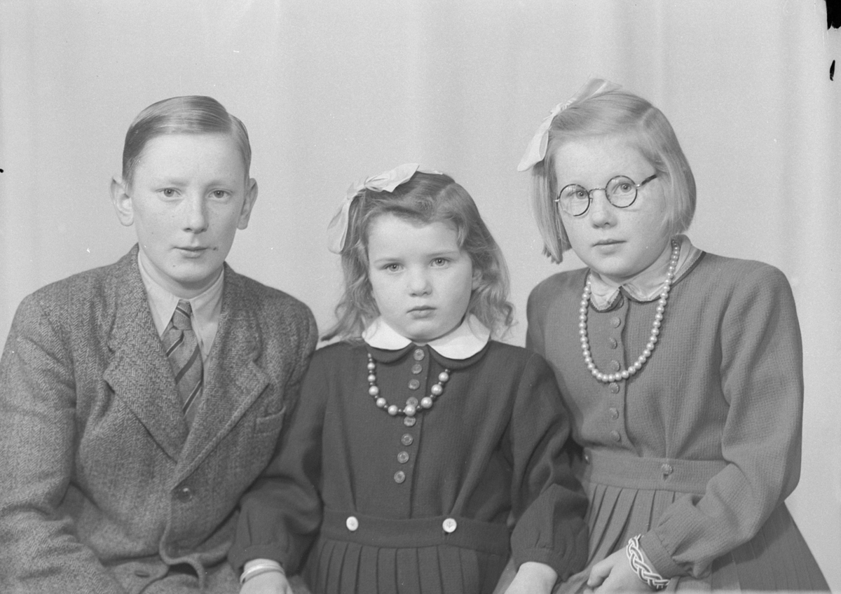 Irene Konstanse, Ruth og Andor Sonny Enstad